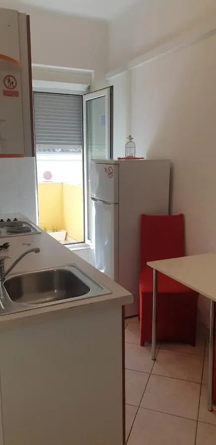 Apartments Dado Split
